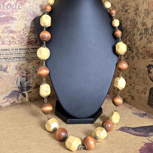 Boho Chic Chunky Wood Beaded Single Strand Necklace - Picture 1 of 3